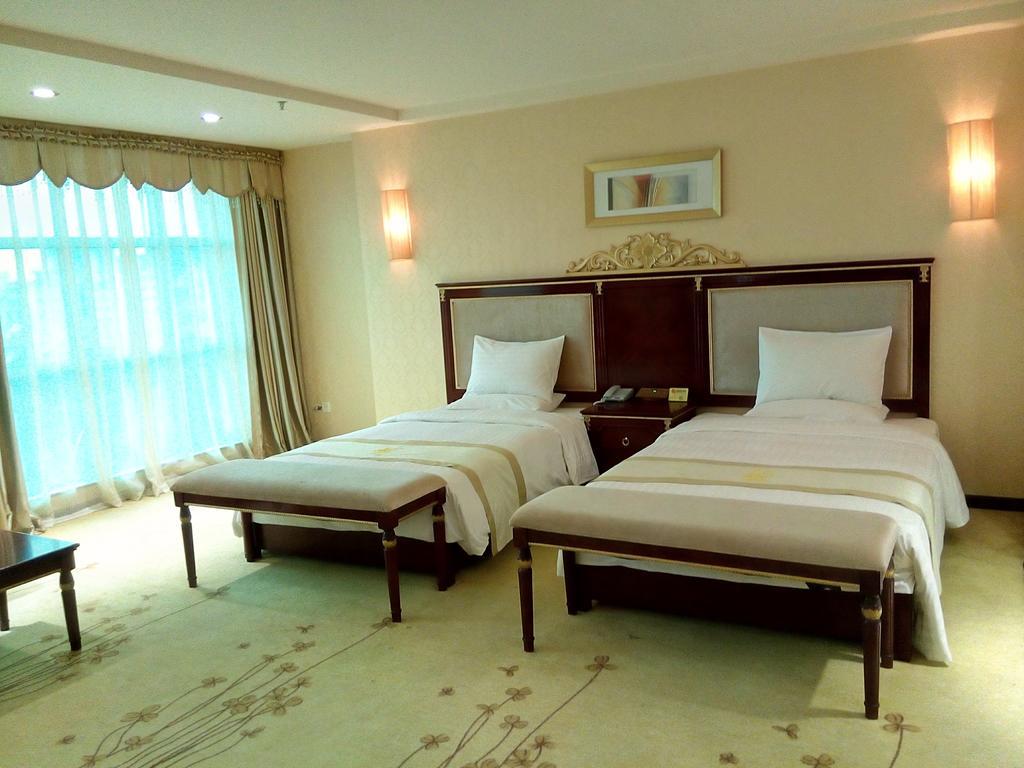 Guangzhou Li Gang Hotel Kanton Zimmer foto