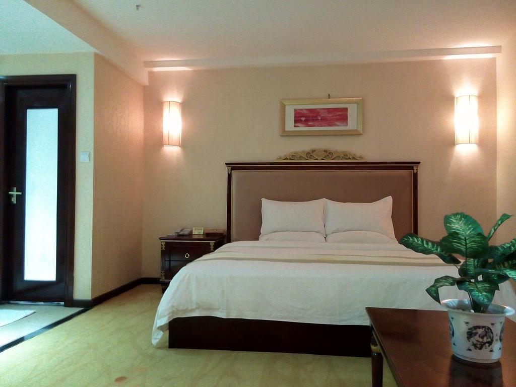 Guangzhou Li Gang Hotel Kanton Zimmer foto